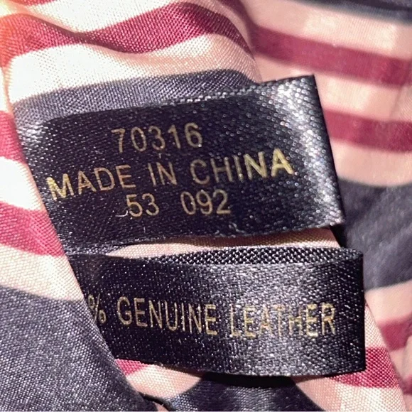 Etienne Aigner Tucson Handbag Style 70316 in Garnet - Picture 3 of 12